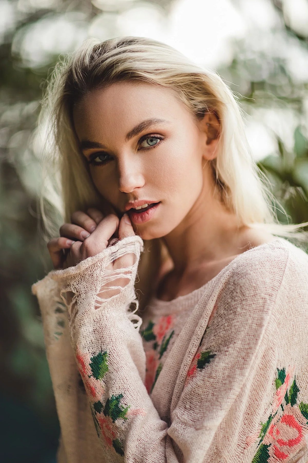 Portrait comparing the 85mm and 135mm focal lengths on Canon, photo 1