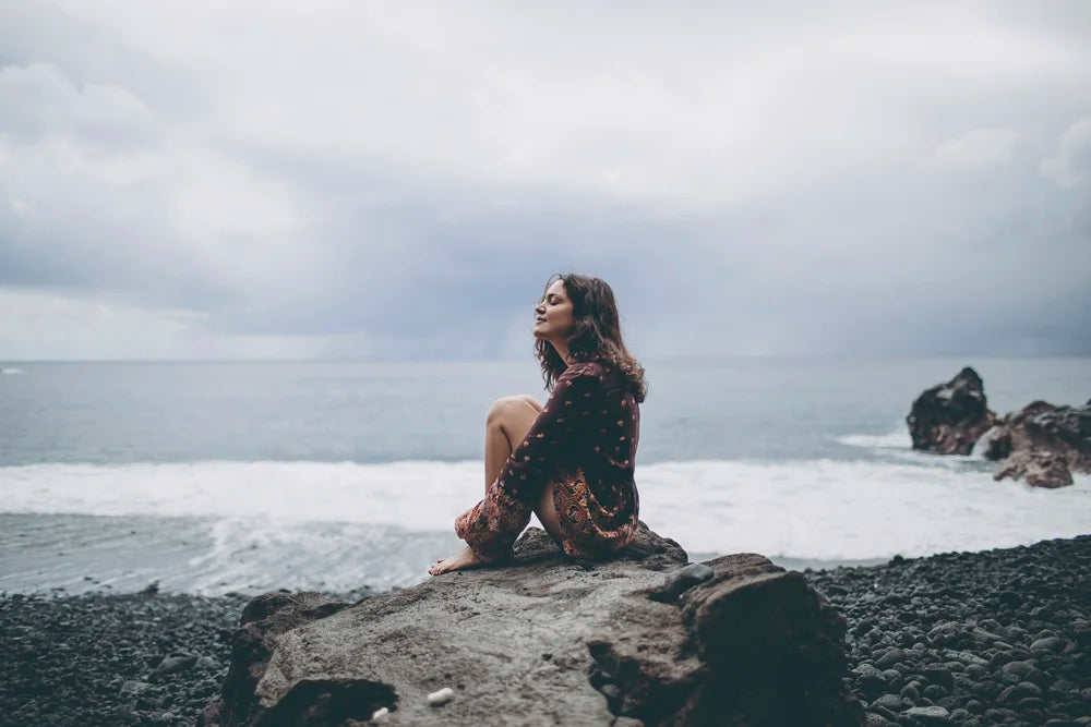 Travel photo at a black sand beach on the Big Island of Hawaii, photo 1