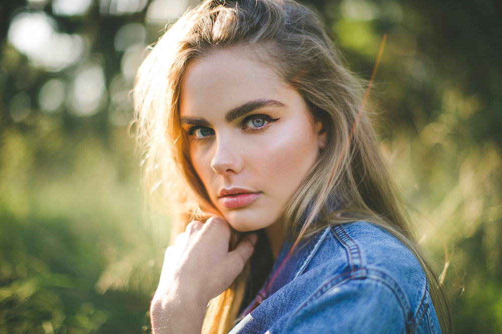 Golden hour portrait shot on the Canon 85mm f1.2L II, photo 1