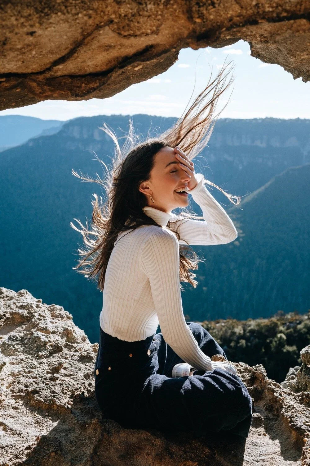 Portrait of Kristina in the Blue Mountains shot on the Sony A7III with the Zeiss 35mm f1.4, photo 1