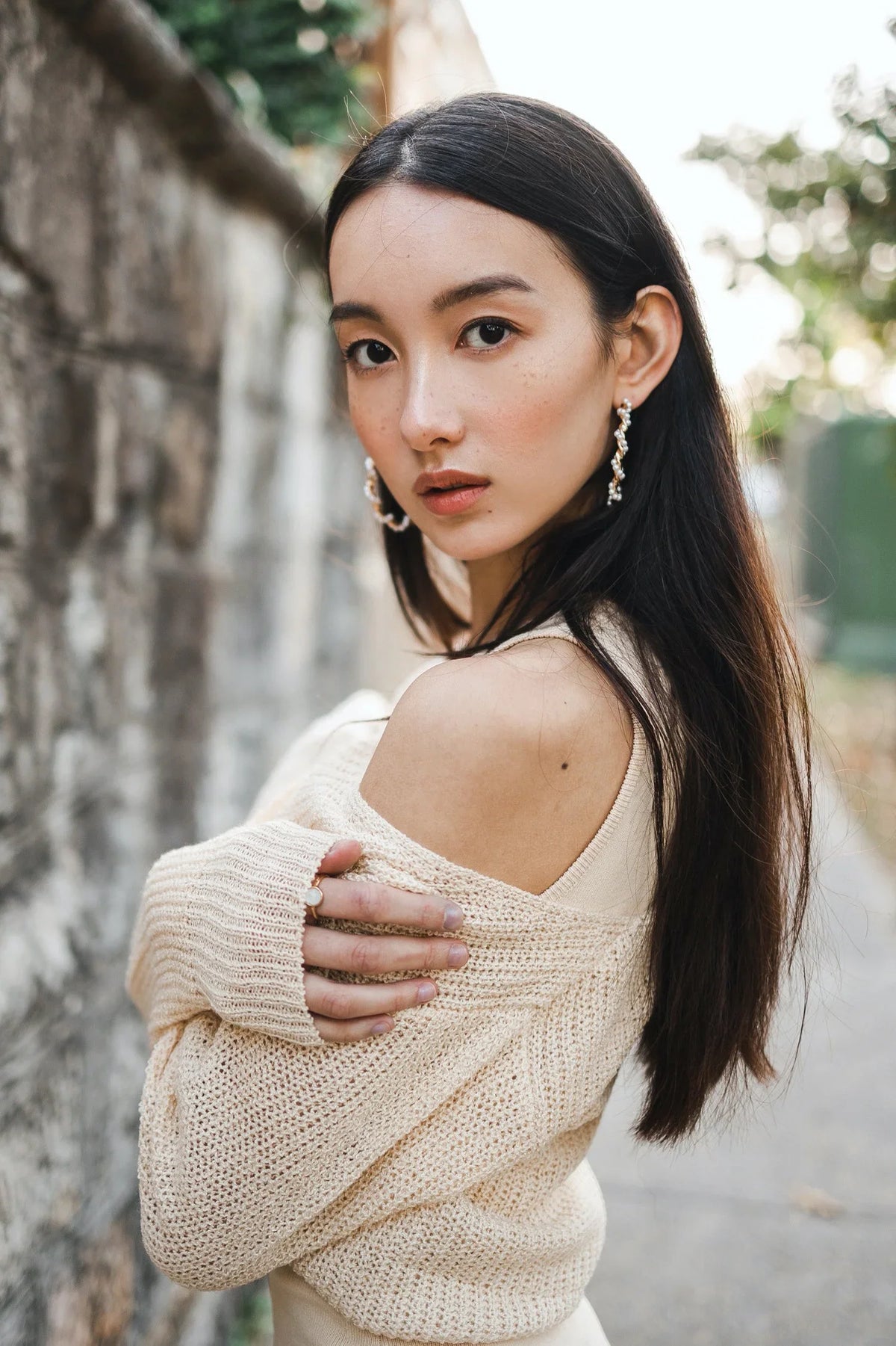 Portrait shot on the Canon EOS R6 and RF 35mm f1.8, photo 1