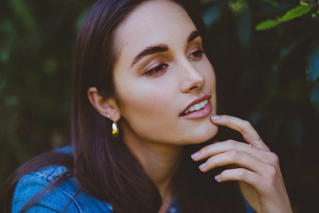 Portrait comparing the Canon RF 50mm f1.2 and Sony Zeiss 50mm f1.4, photo 1