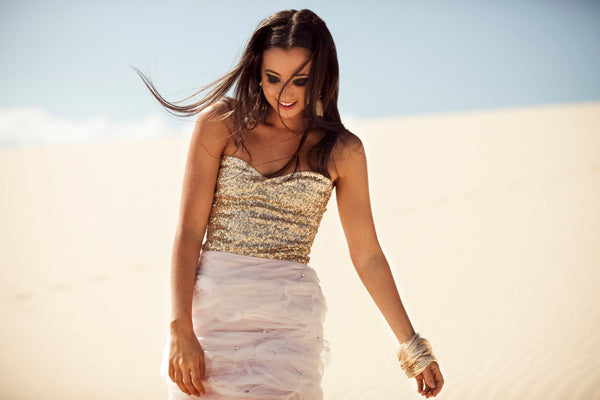 Fashion campaign photo for Suzi Rose Desert Rose, photo 1