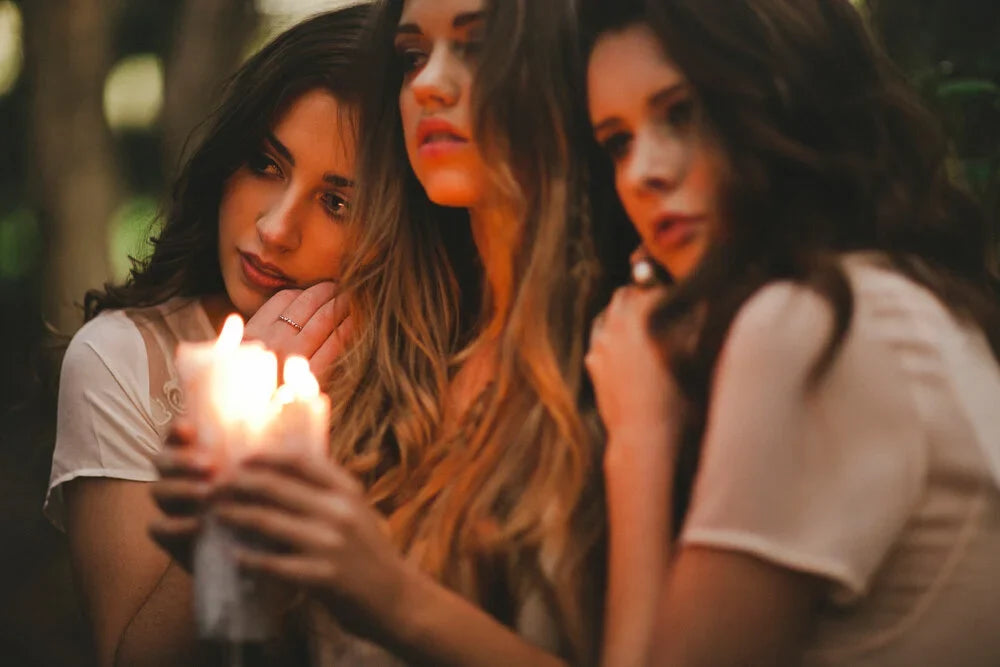 Low light portrait shot on the Canon 5D Mark II, photo 1