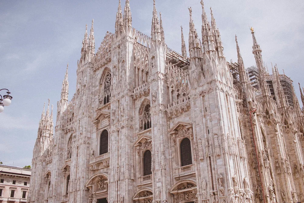 Urban travel photo in Milan, Italy, photo 1