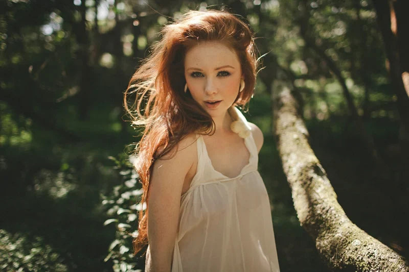 Fashion editorial portrait of model Tess, photo 1
