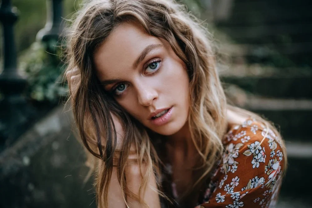 Natural light portrait shot on the Sony A7III with the Zeiss 35mm f1.4, photo 1
