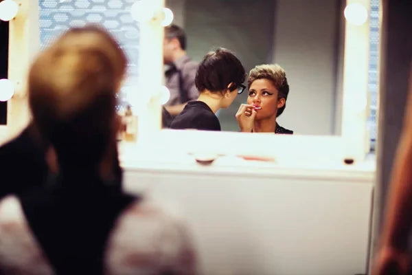 Backstage photo from the Suzi Rose fashion show, photo 1